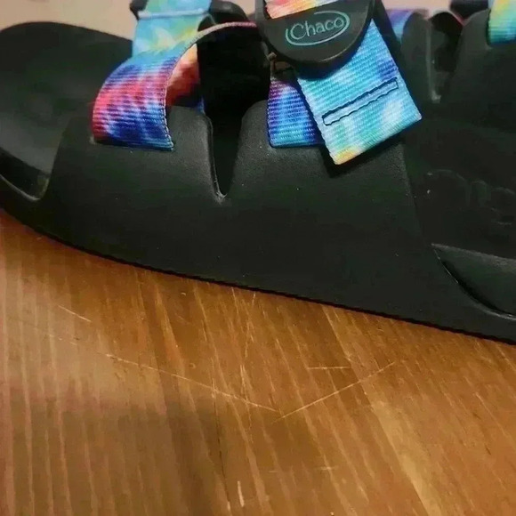 Chaco Mens size 10  tye dyed sandals - Picture 2 of 7
